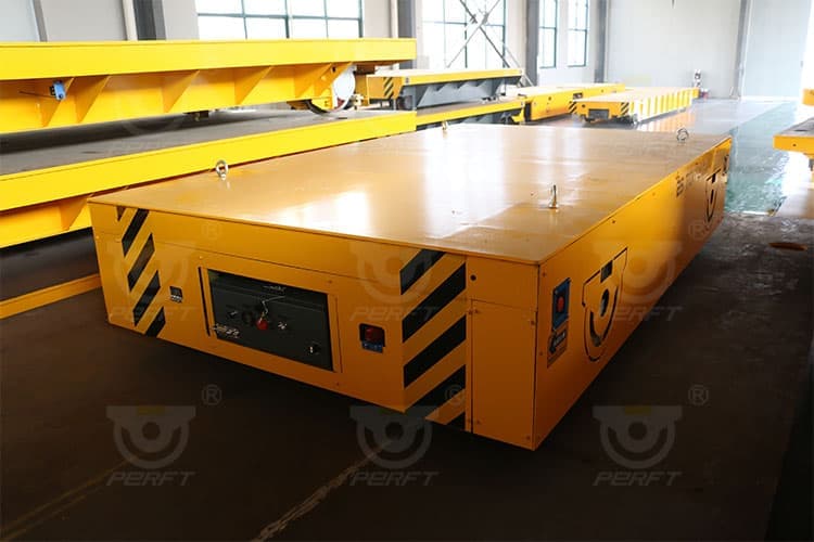 battery-powered rail trolley for workshop